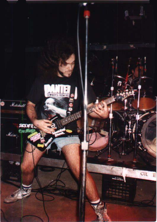 eric0.jpg (60373 bytes)